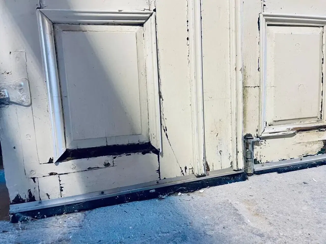 Billede 5 - Antik, dobbelt hoveddør til restaurering