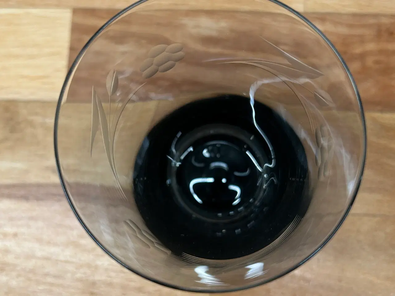 Billede 4 - Kastrup Glasværk, Lis med sort fod, Øl/Vandglas