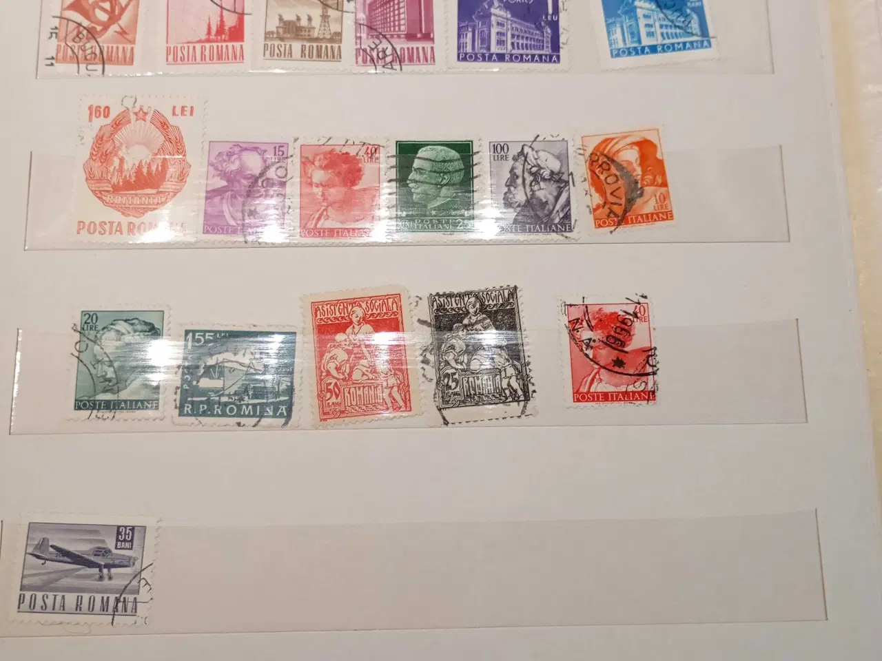 Billede 10 - Lille Stamp album m/udenlandske