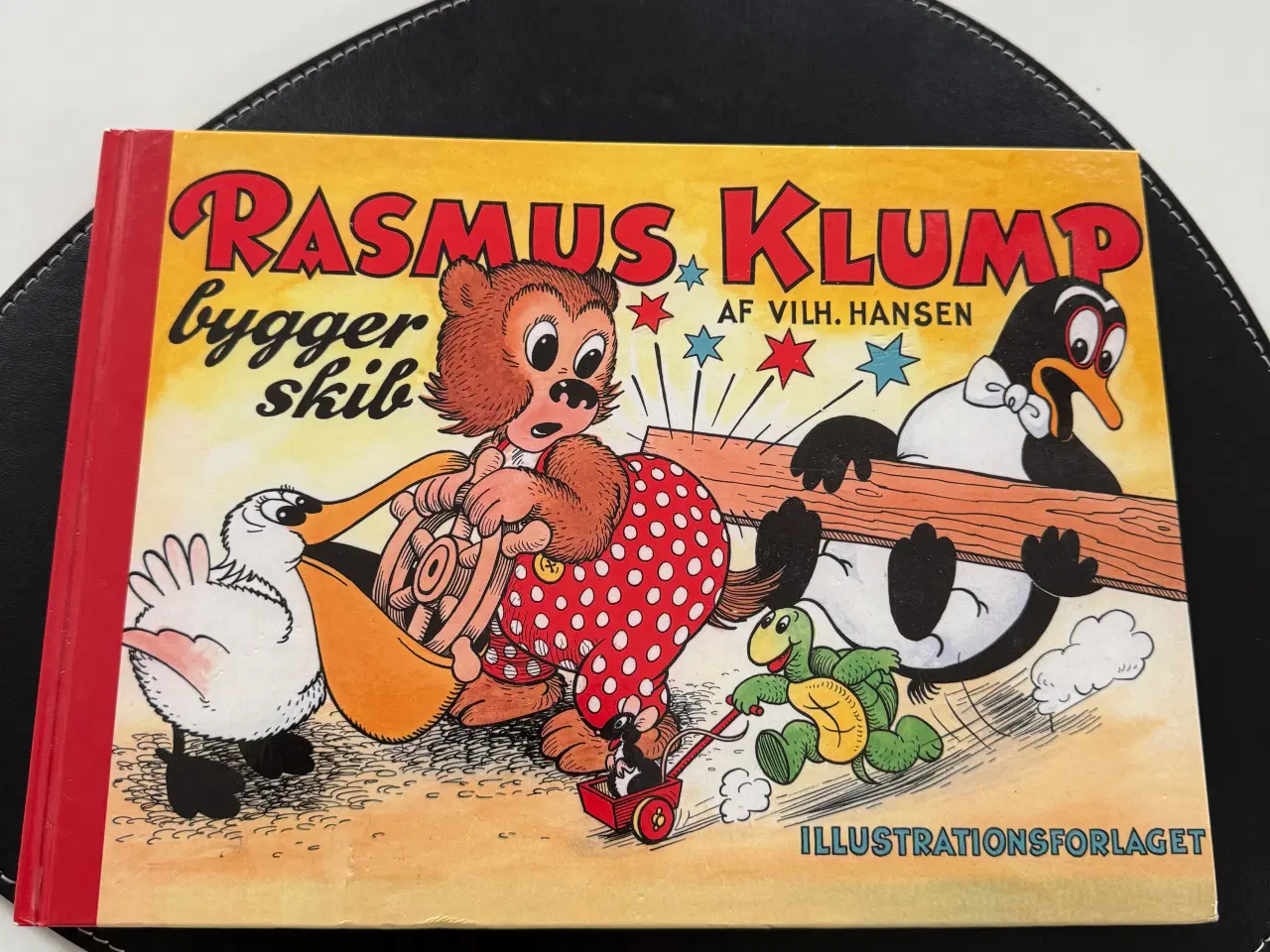 Billede 1 - Rasmus Klump bygger skib