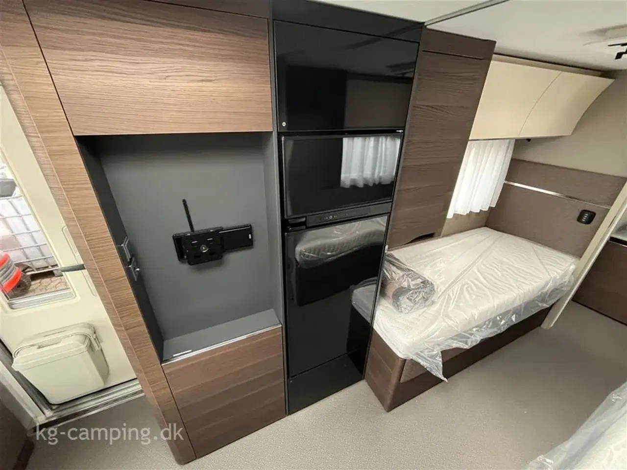 Billede 11 - 2026 - Adria Alpina 613 UT Alde Centralvarme   Lækker enkeltsengs vogn med Alde centralvarme!