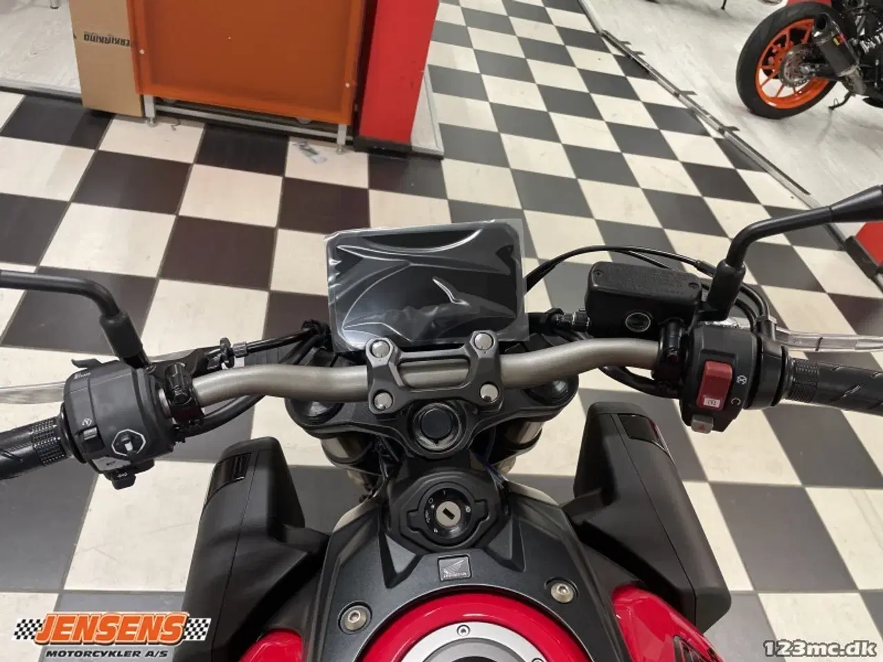 Billede 12 - Honda CB 650 R E-Clutch