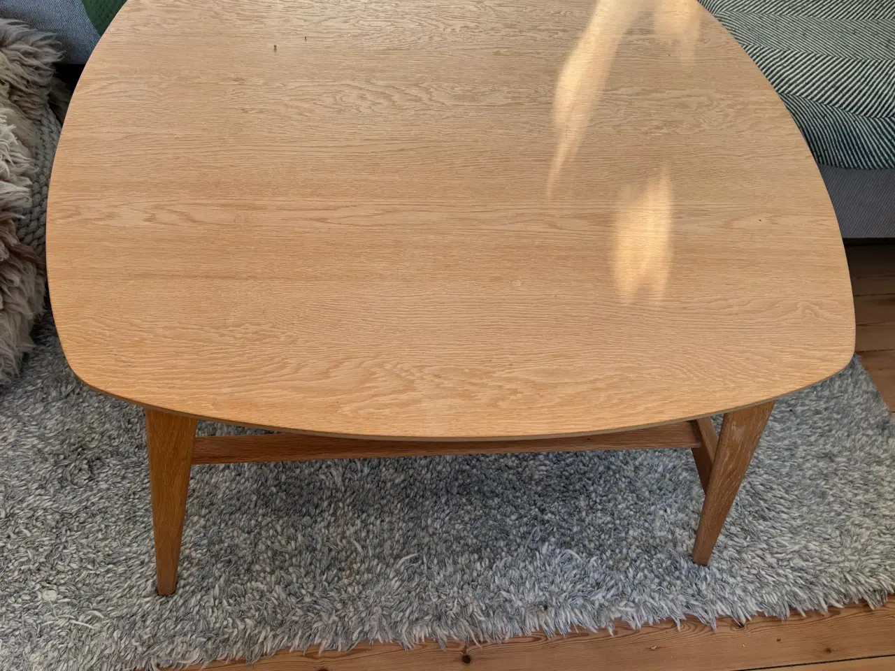 Billede 3 - Sofabord i egetræ