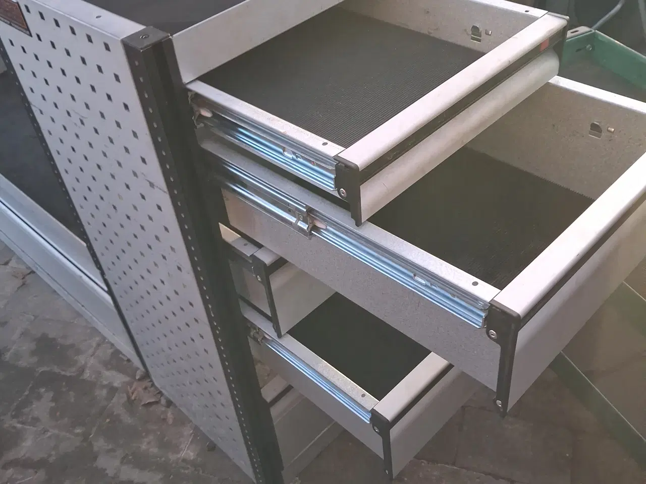 Billede 4 - bil reol