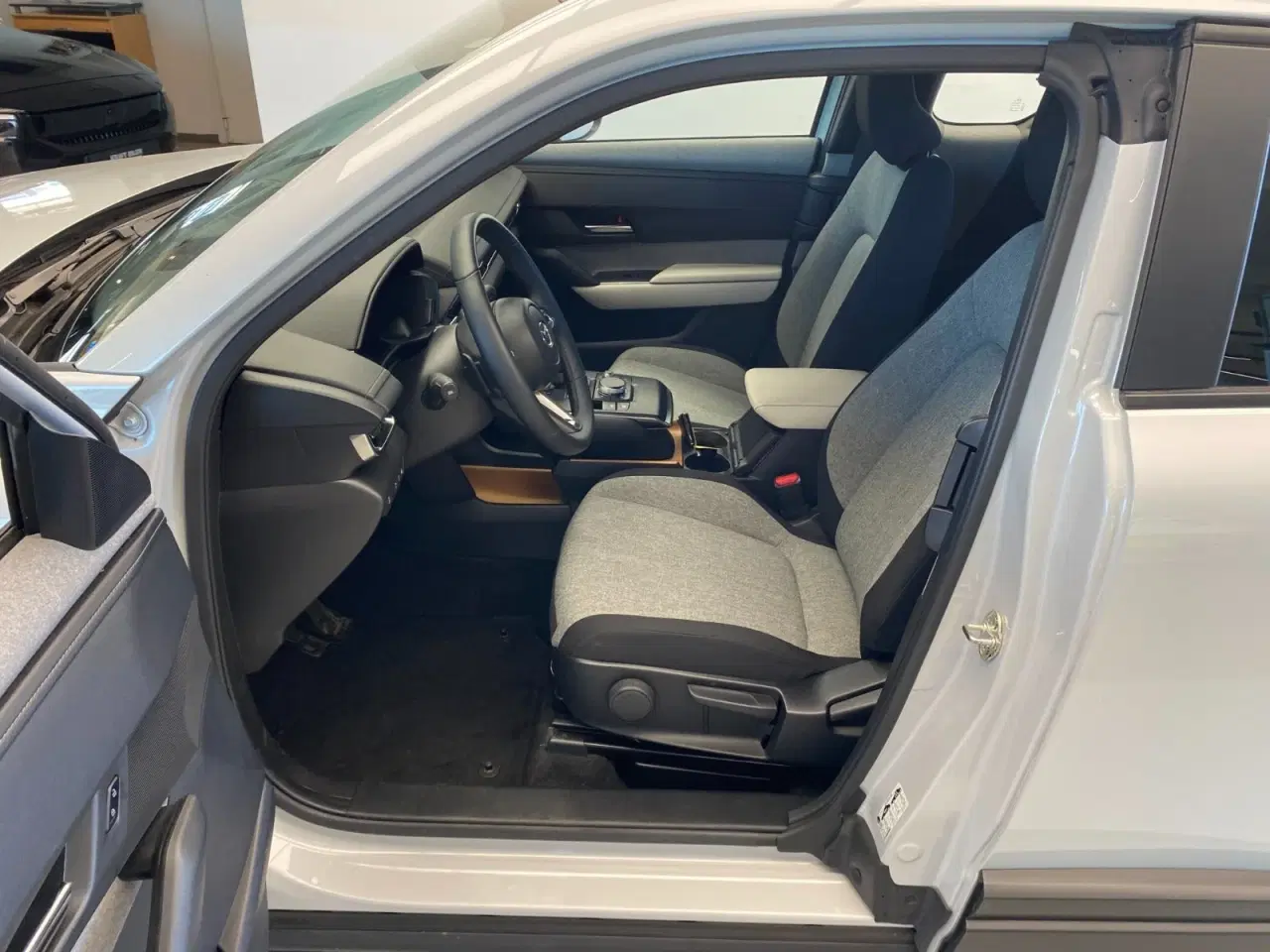 Billede 10 - Mazda MX-30 0,8 e-SkyActiv R-EV Exclusive-Line