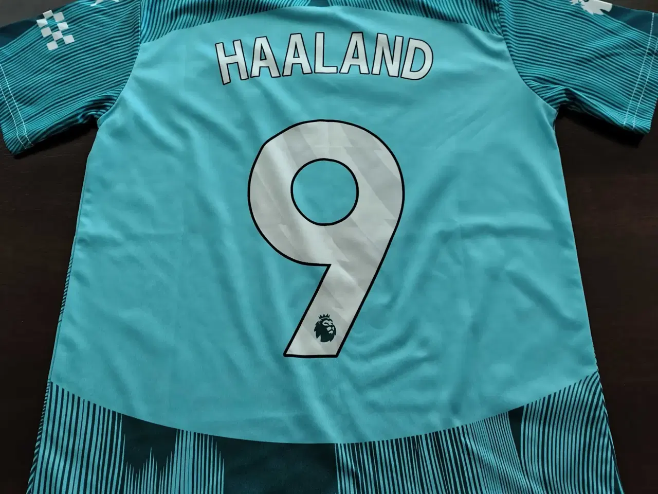 Billede 2 - str.140 Man city Haaland sæt