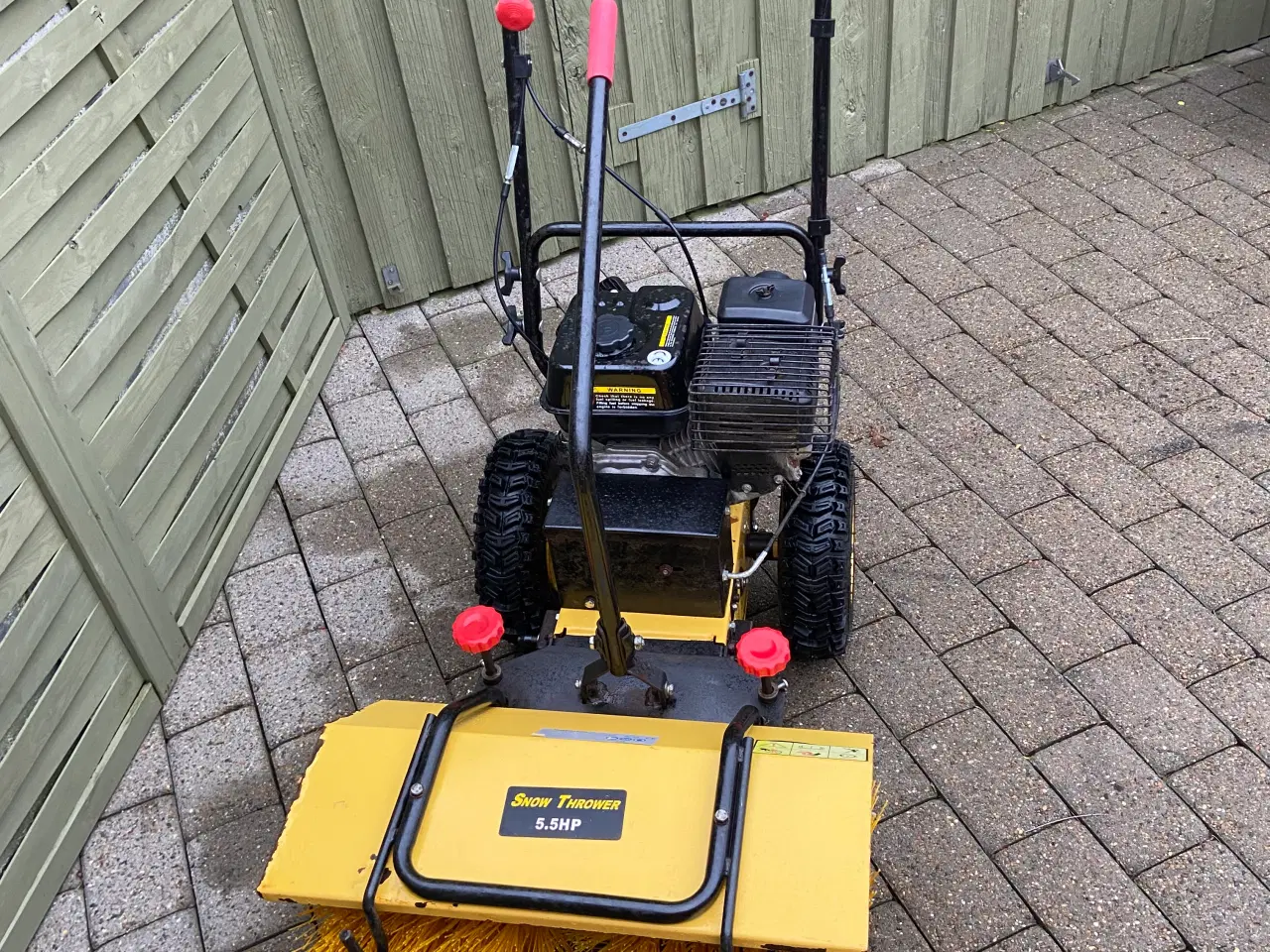 Billede 3 - Snow Thrower Fejemaskine med Opsamler