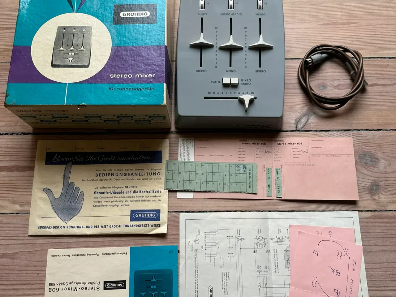 Billede 8 - Vintage Grundig Stereo Mixer 608 med original æske