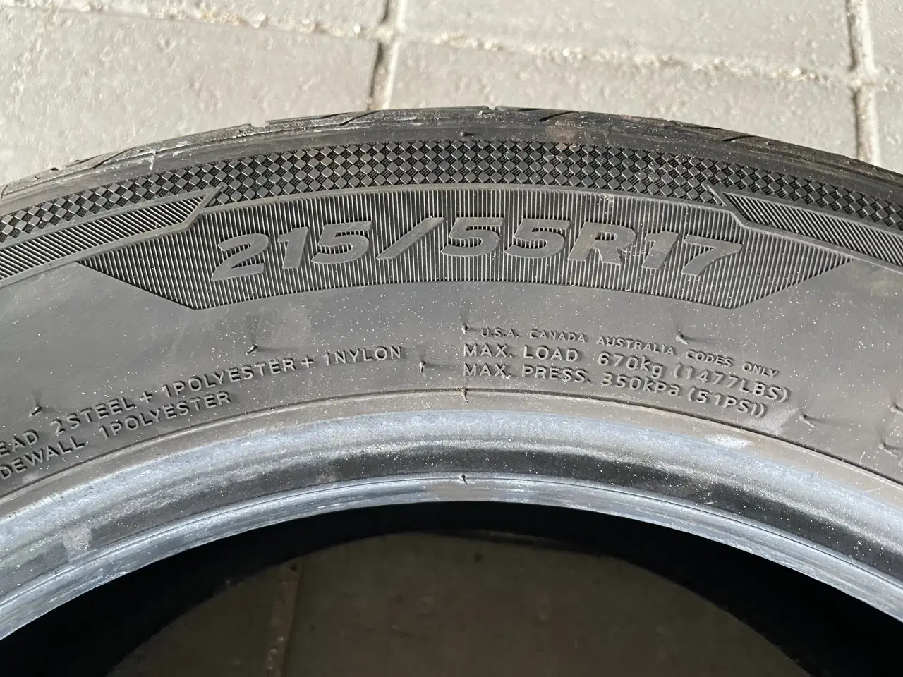 Billede 1 - 215/55 x 17 sommerdæk