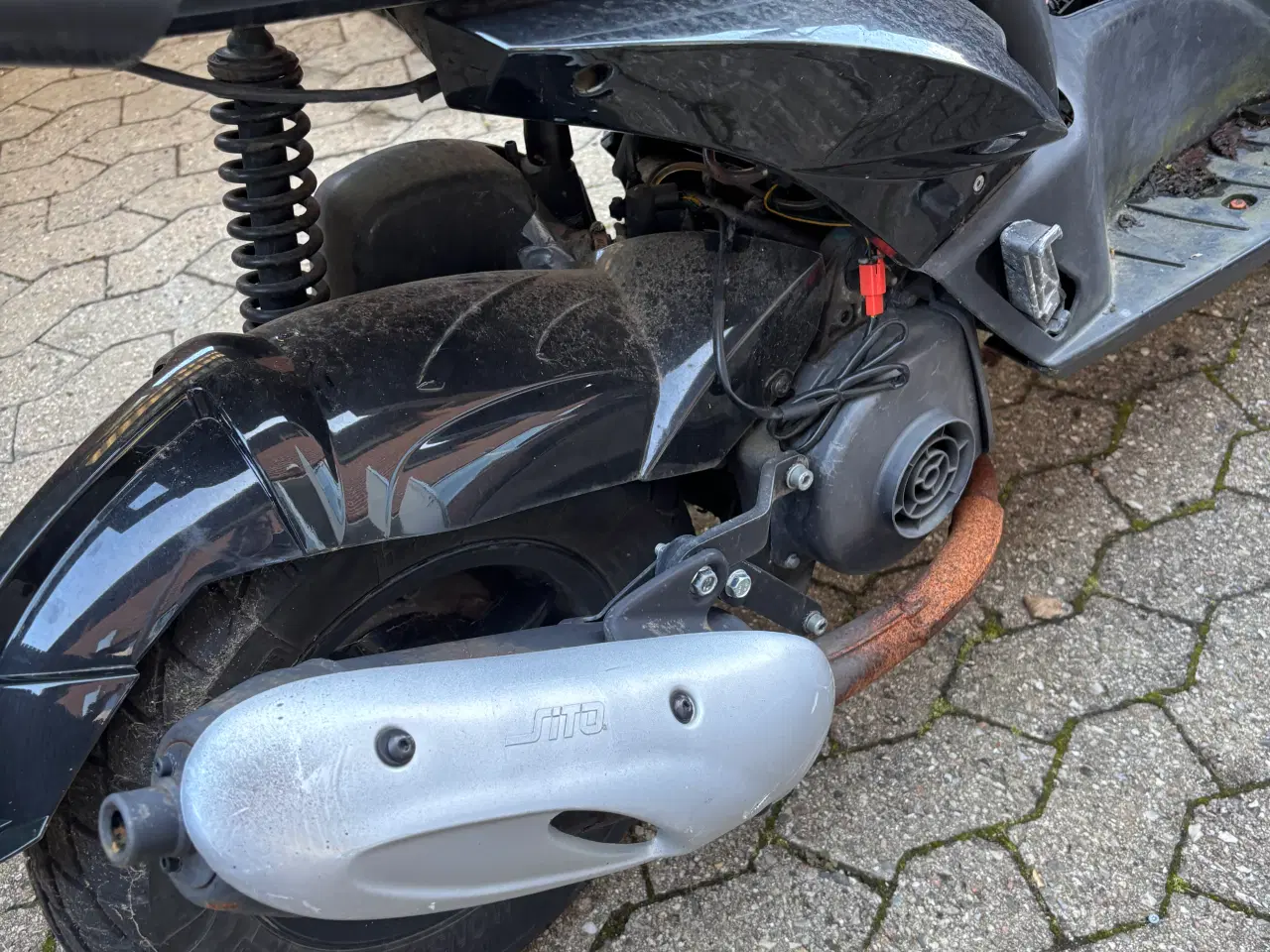 Billede 3 - Knallert til reservedel