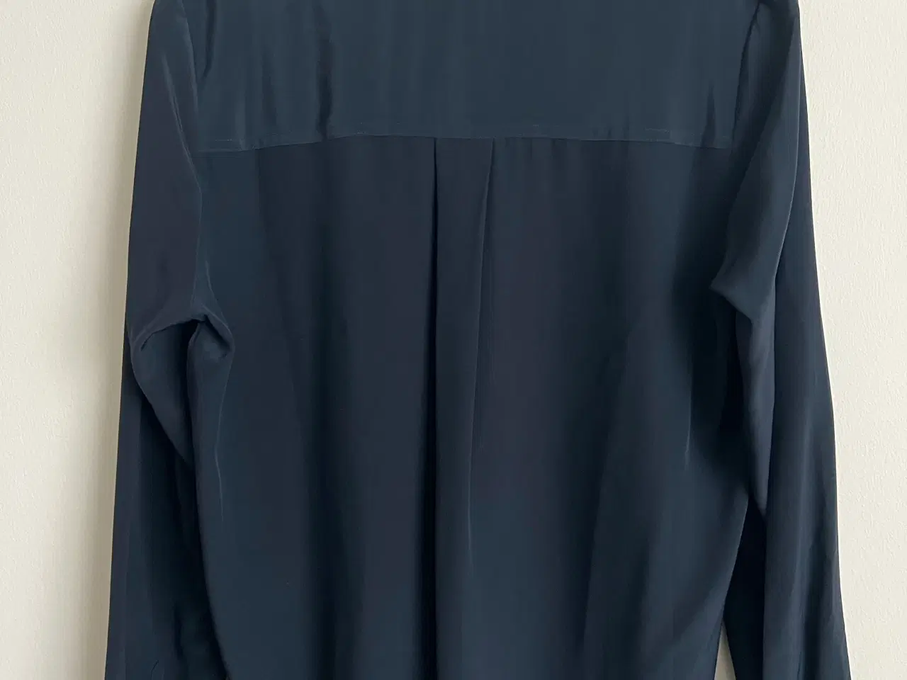 Billede 2 - Bluse - 100% Silke