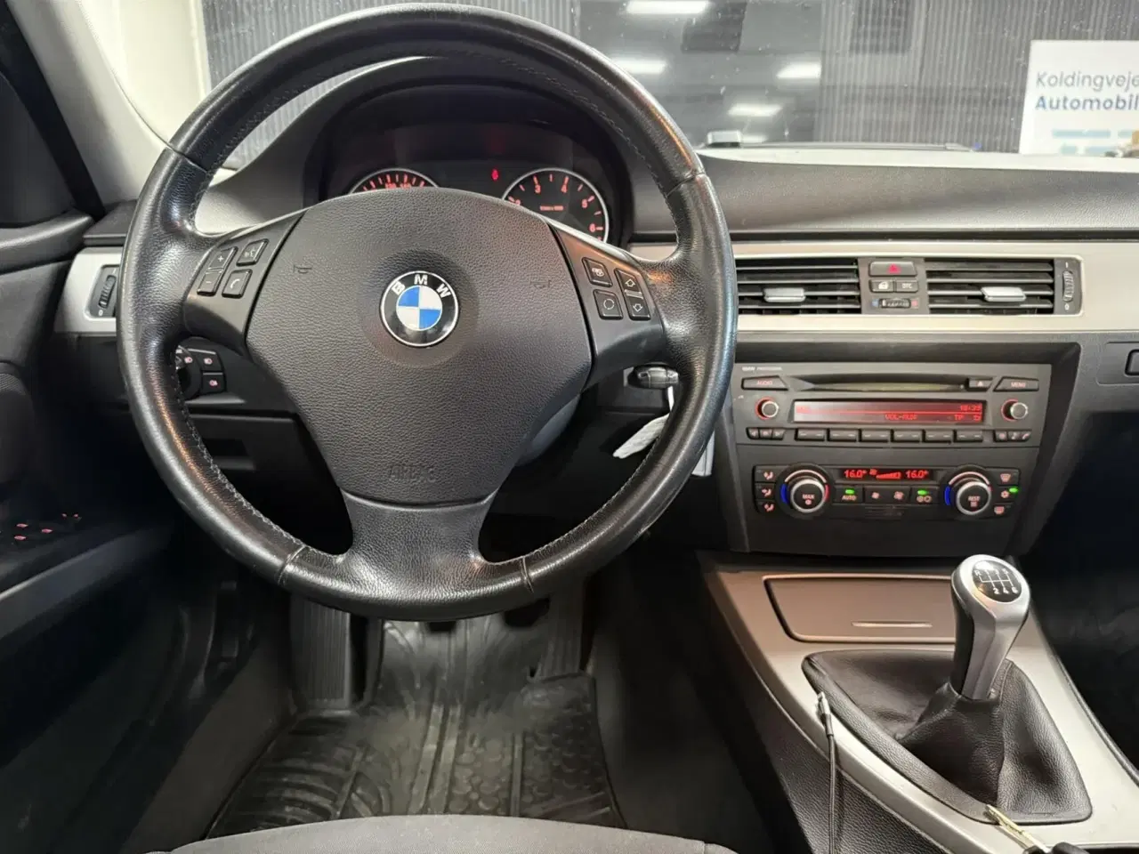 Billede 10 - BMW 318i 2,0 129HK 6g