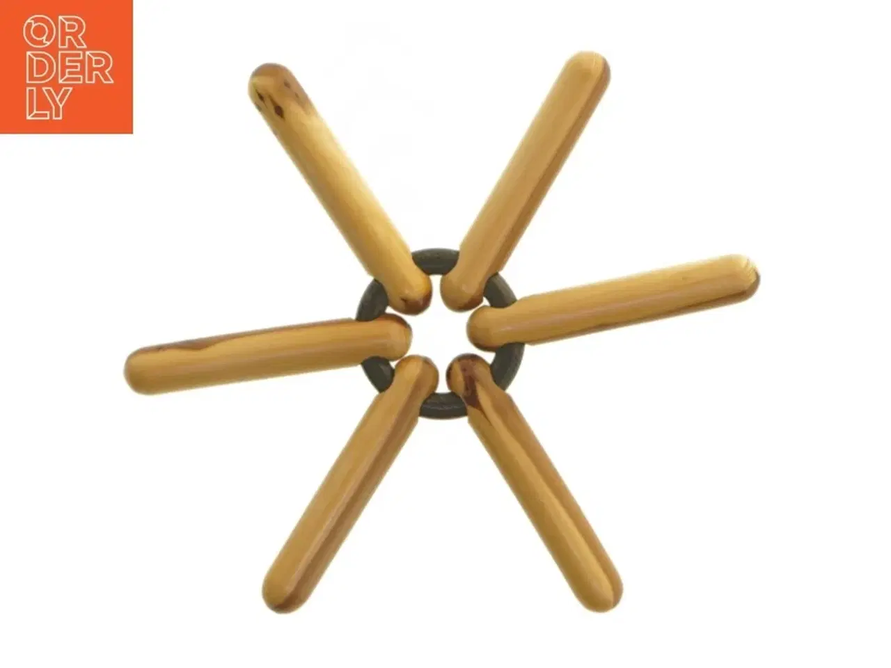 Billede 1 - Foldbar Varmebrik i træ (str. Ø 18,5 cm)