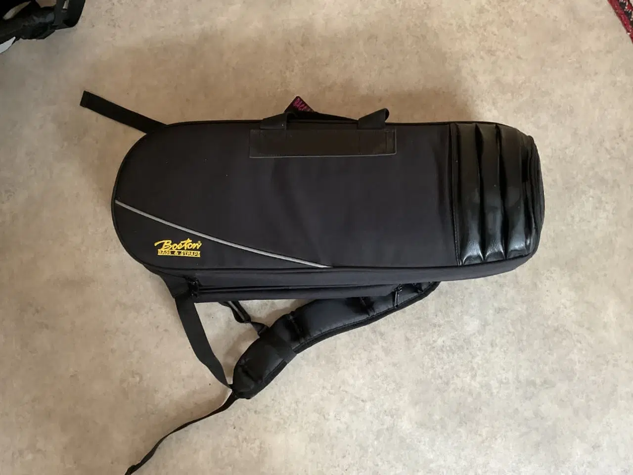 Billede 3 - Bags og straps til saxofon og trompet.