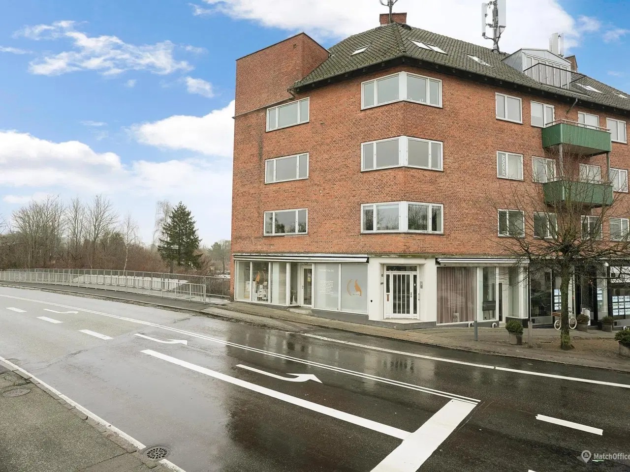 Billede 2 - Præsentabelt og synligt butikslokale i hjertet af Rungsted