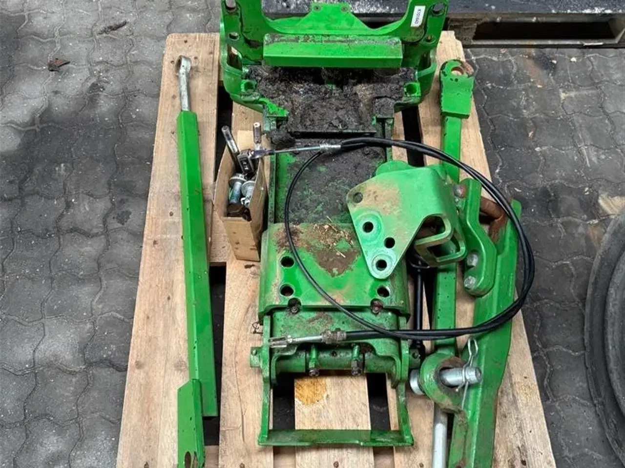 Billede 1 - John Deere 6250R KOMPLET HITCH