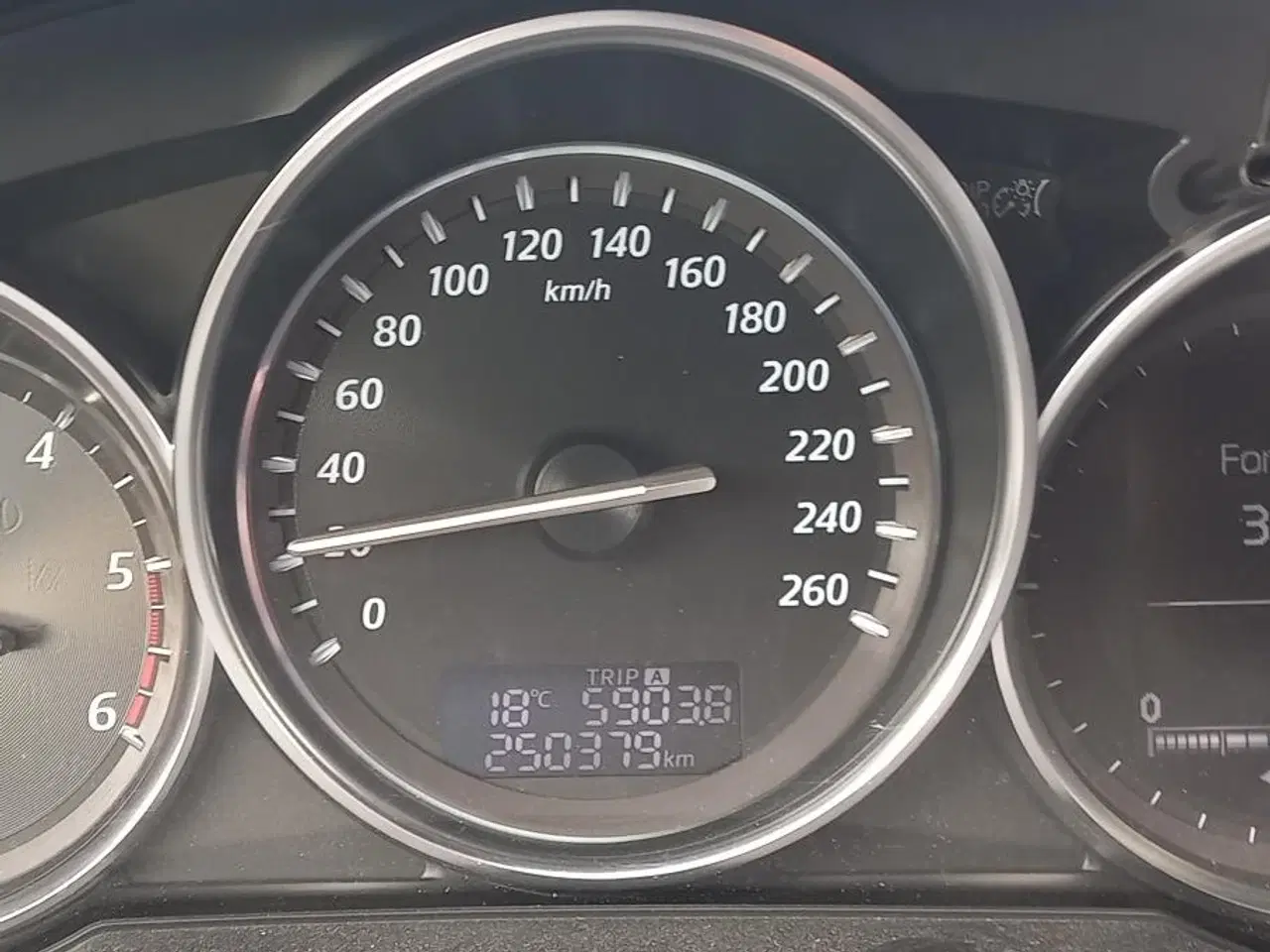 Billede 7 - Mazda CX-5 varebil – momsfri, nye dæk & træk