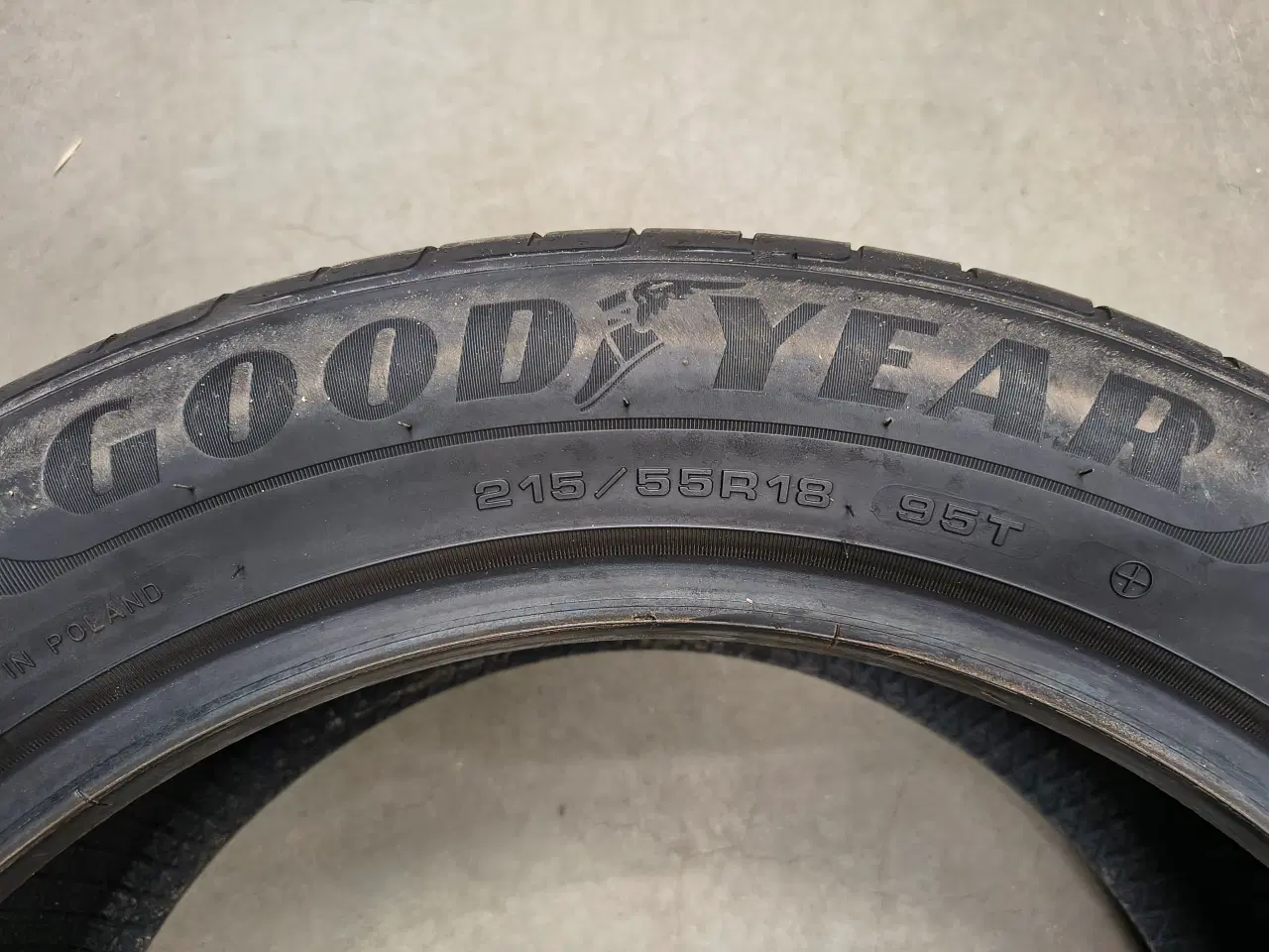 Billede 2 - Sommerdæk 215/55 R18 95T Goodyear