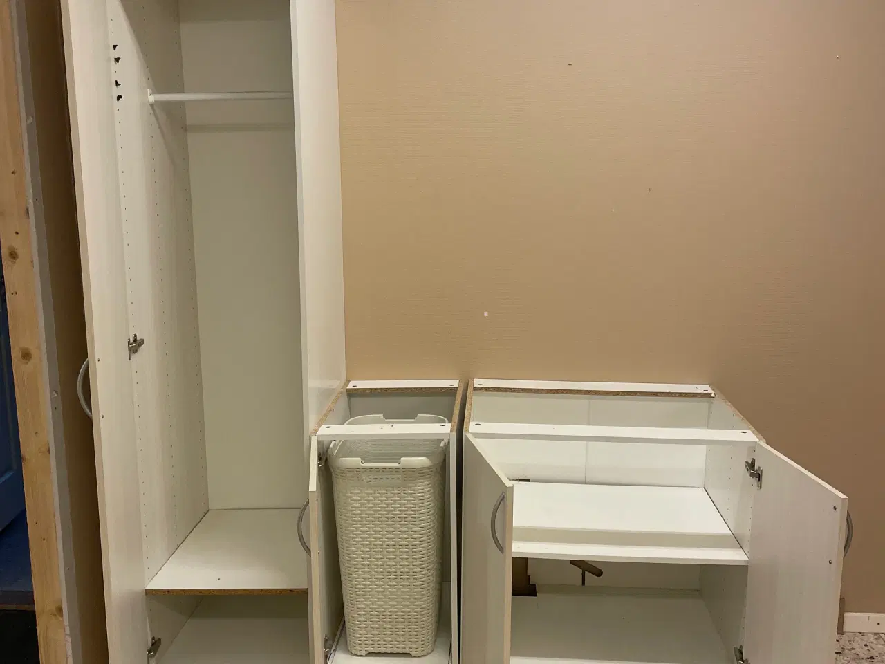 Billede 13 - Køkken / baggang elementer 