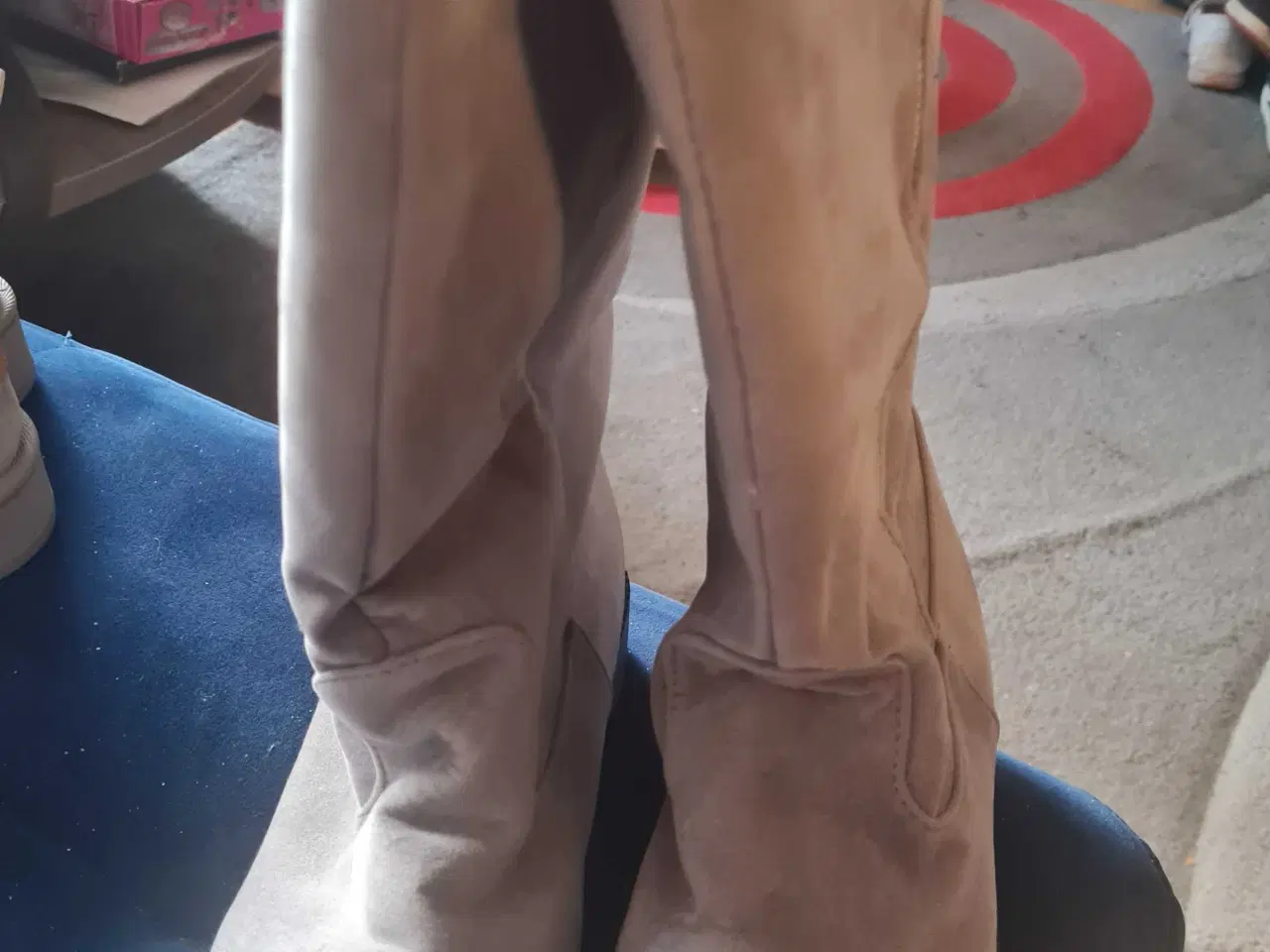 Billede 5 - Grå varme støvler str 38