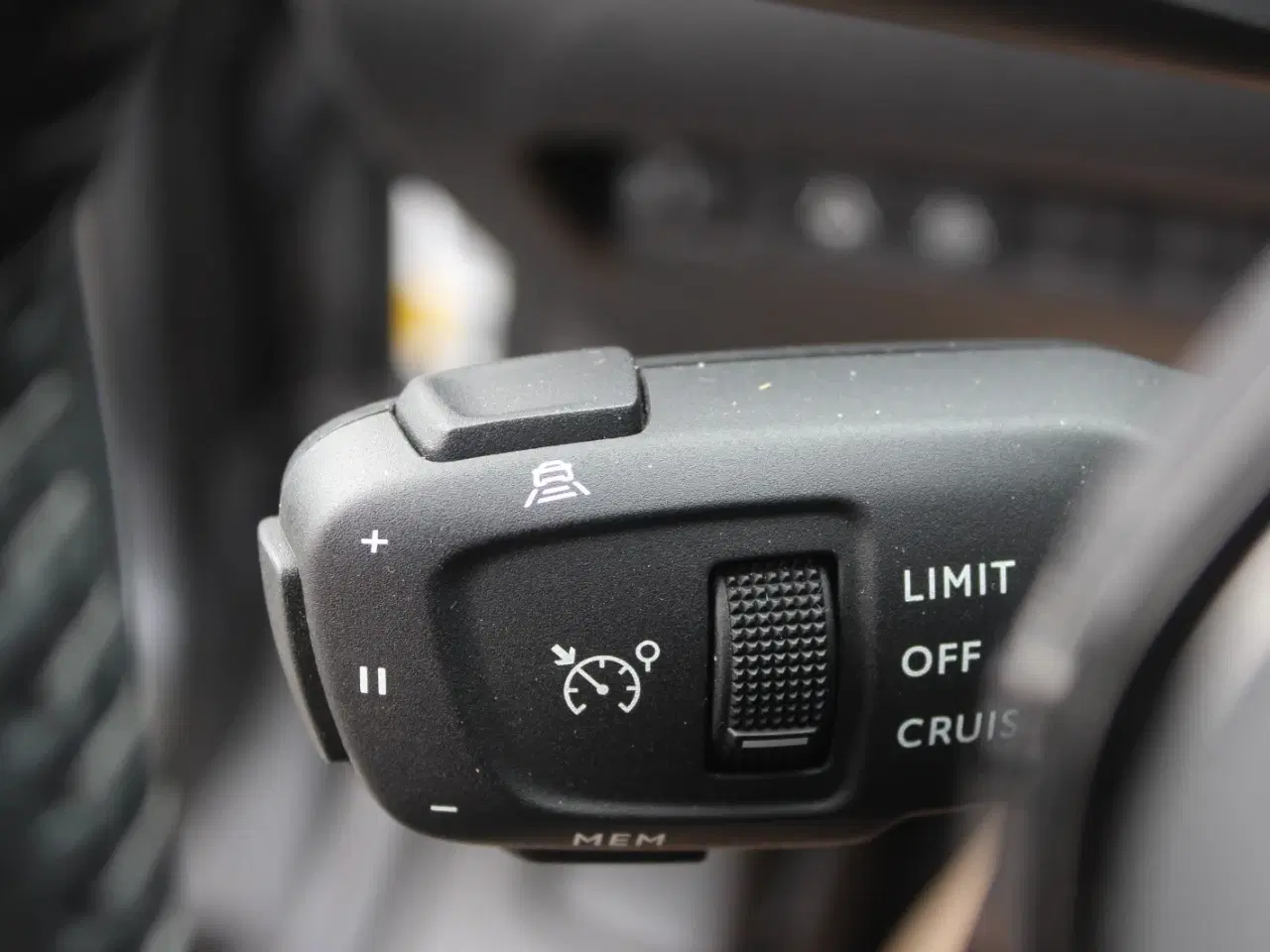 Billede 12 - Peugeot e-2008 50 Allure Pack