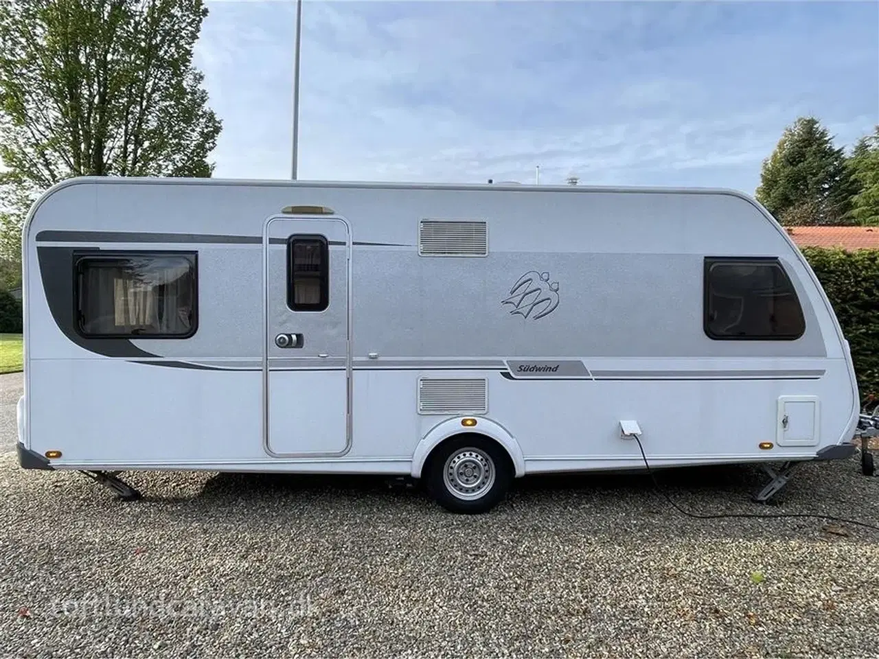 Billede 7 - 2014 - Knaus Südwind 590 FUS   1 EJERS, SOM NY, genialt indrettet, stort køl/frys, gulvvarme, mover mv.  Sælges inkl. Isabella fortelt.