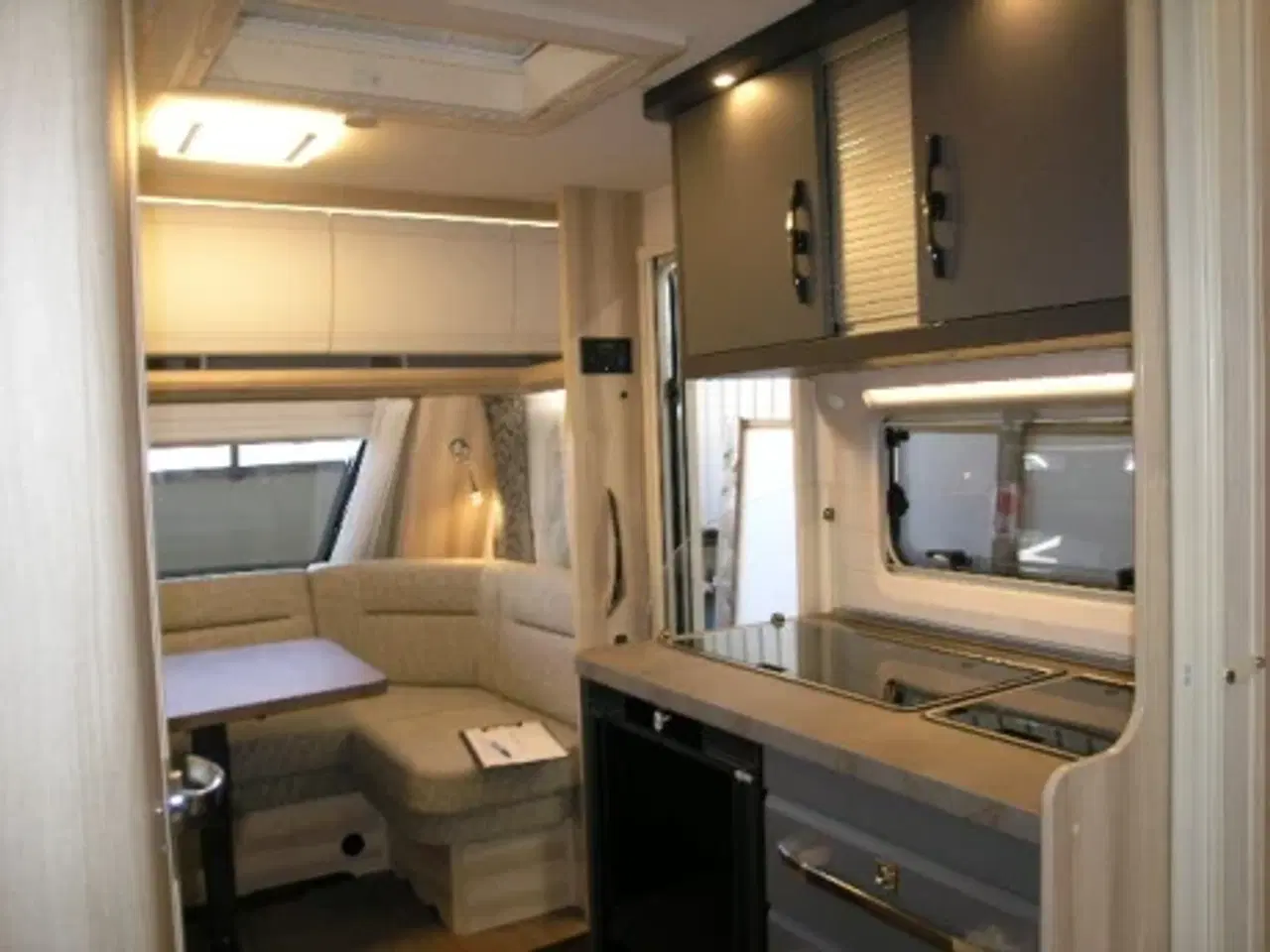 Billede 6 - Hobby De Luxe 460 LU