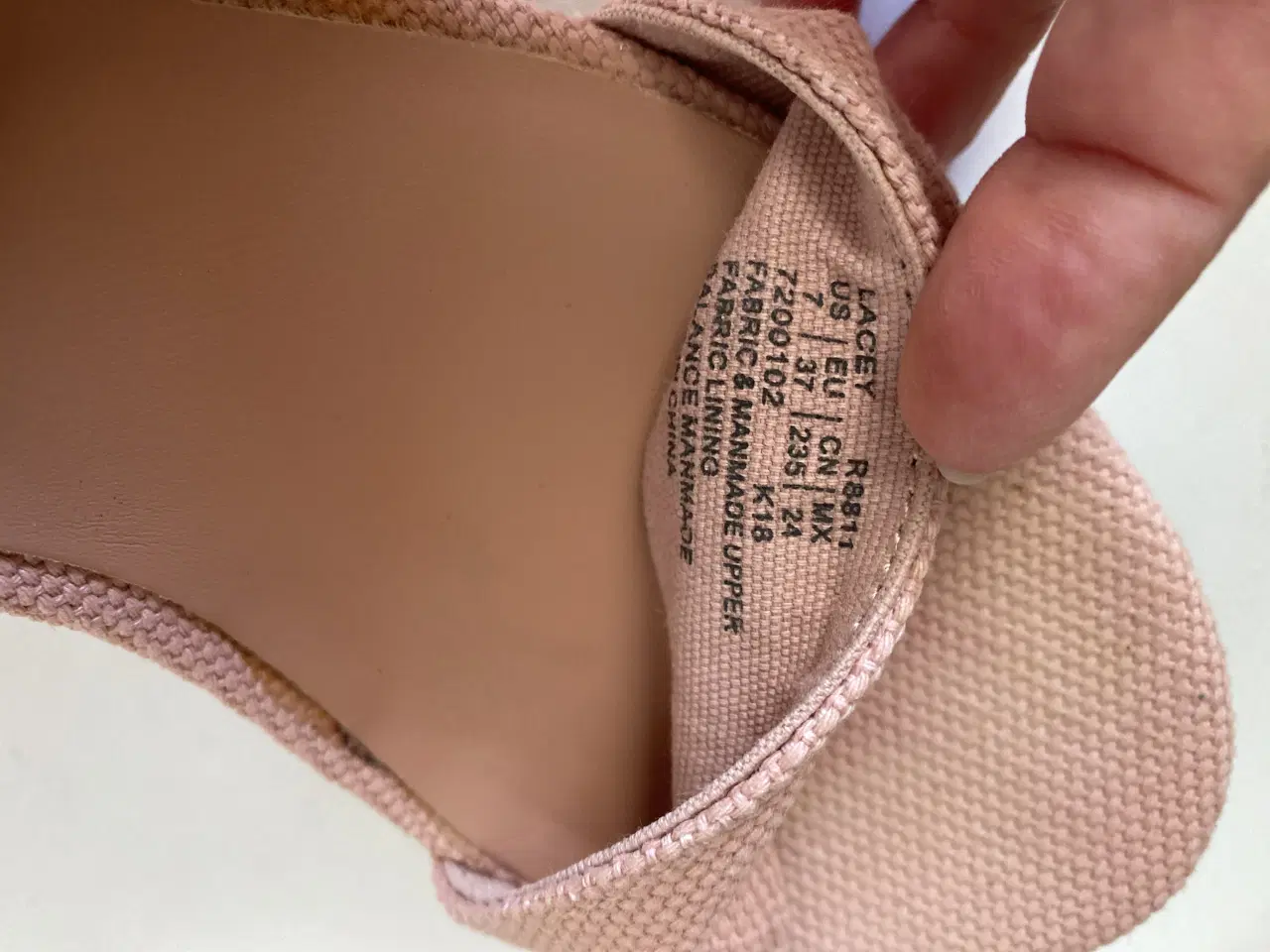 Billede 8 - Calvin Klein kilehæl sandaler – nude, som ny.