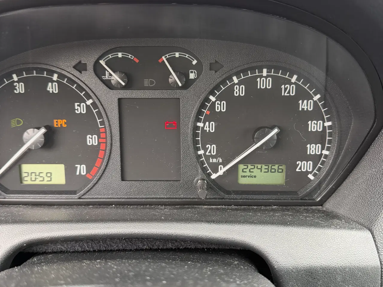 Billede 2 - Billig bil med et år til syn