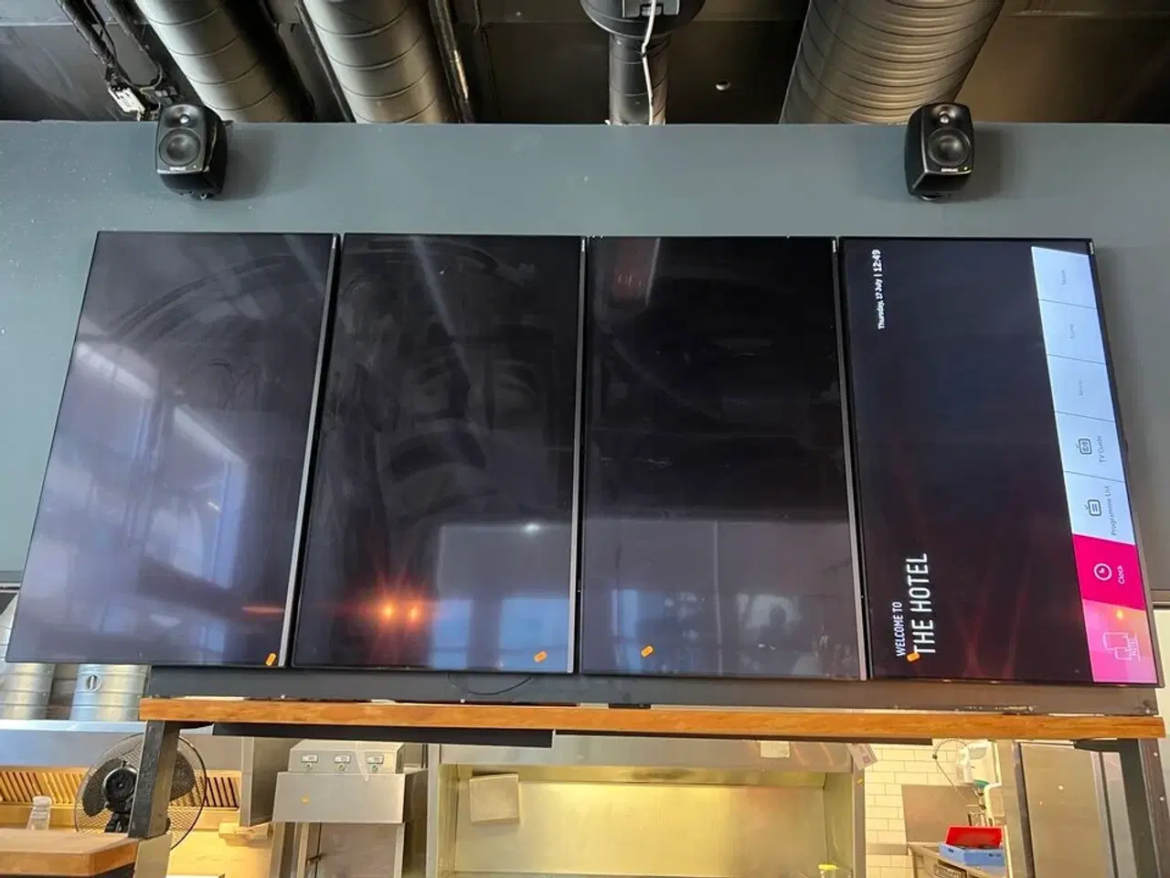 Billede 4 - 4 stk. LG display inkl. fjernbetjening (størrelse og model ukendt)