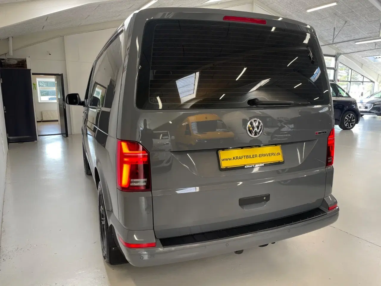Billede 5 - VW Transporter 2,0 TDi 199 Kassevogn DSG 4Motion kort