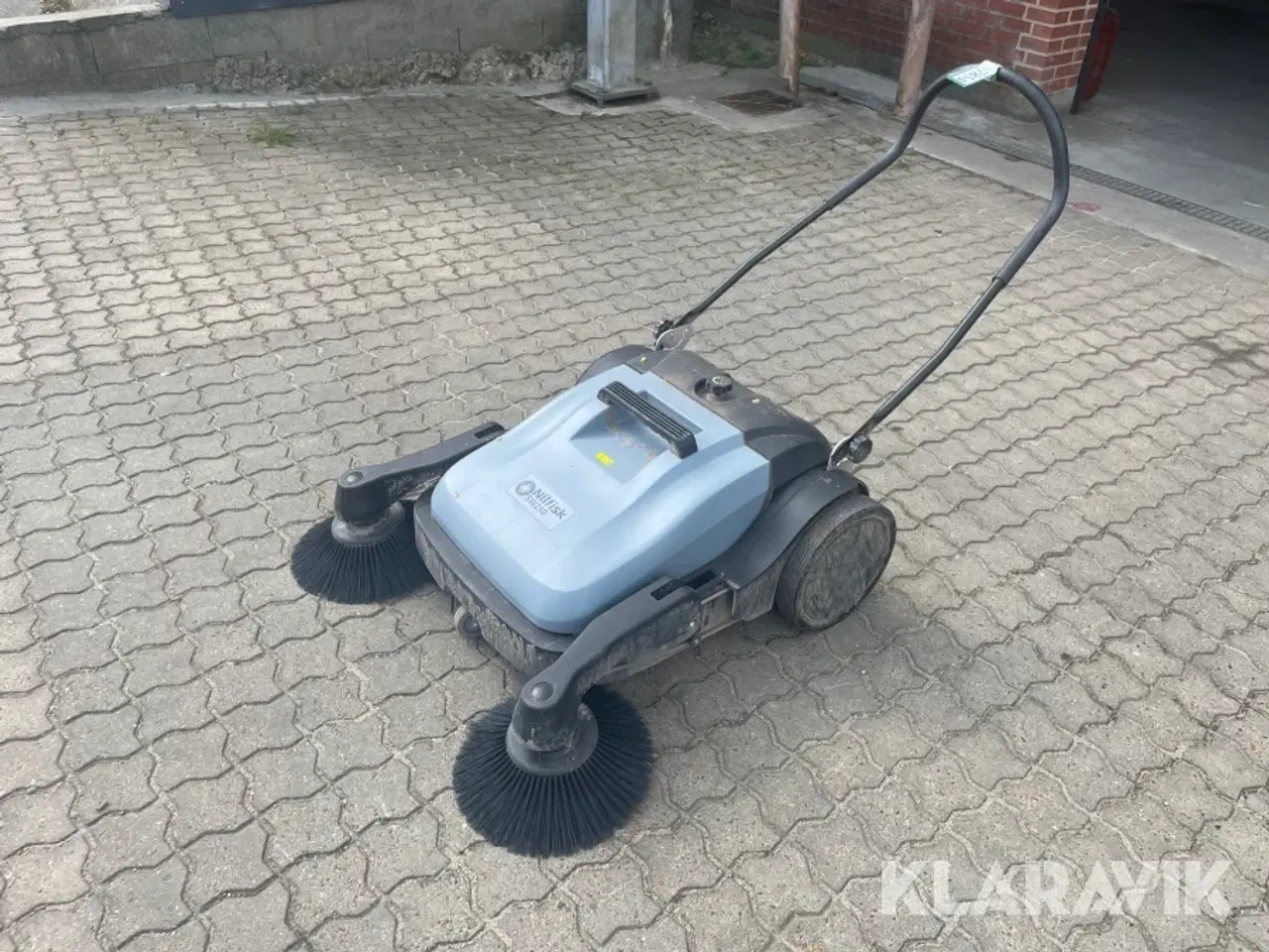 Billede 1 - Fejekost Nilfisk SW 250 920