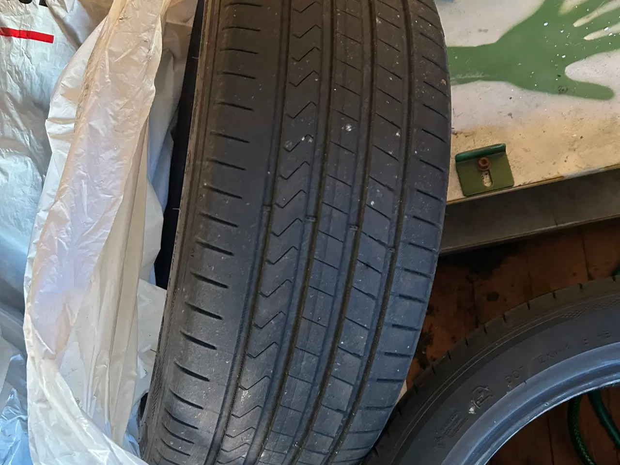 Billede 3 - Fine sommerdæk kørt en sæson