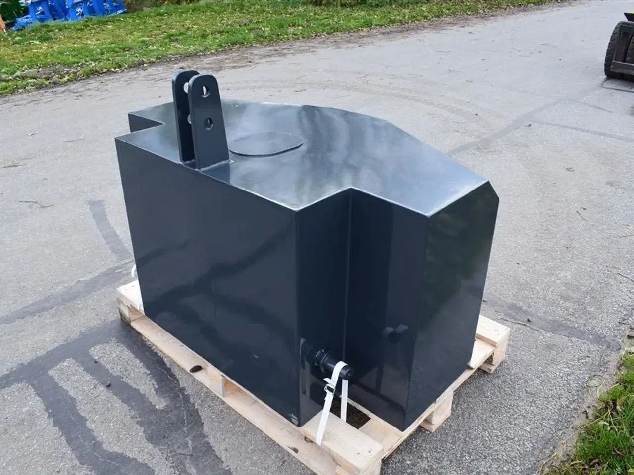 Billede 4 - - - - 1200 kilo J-Maskiner