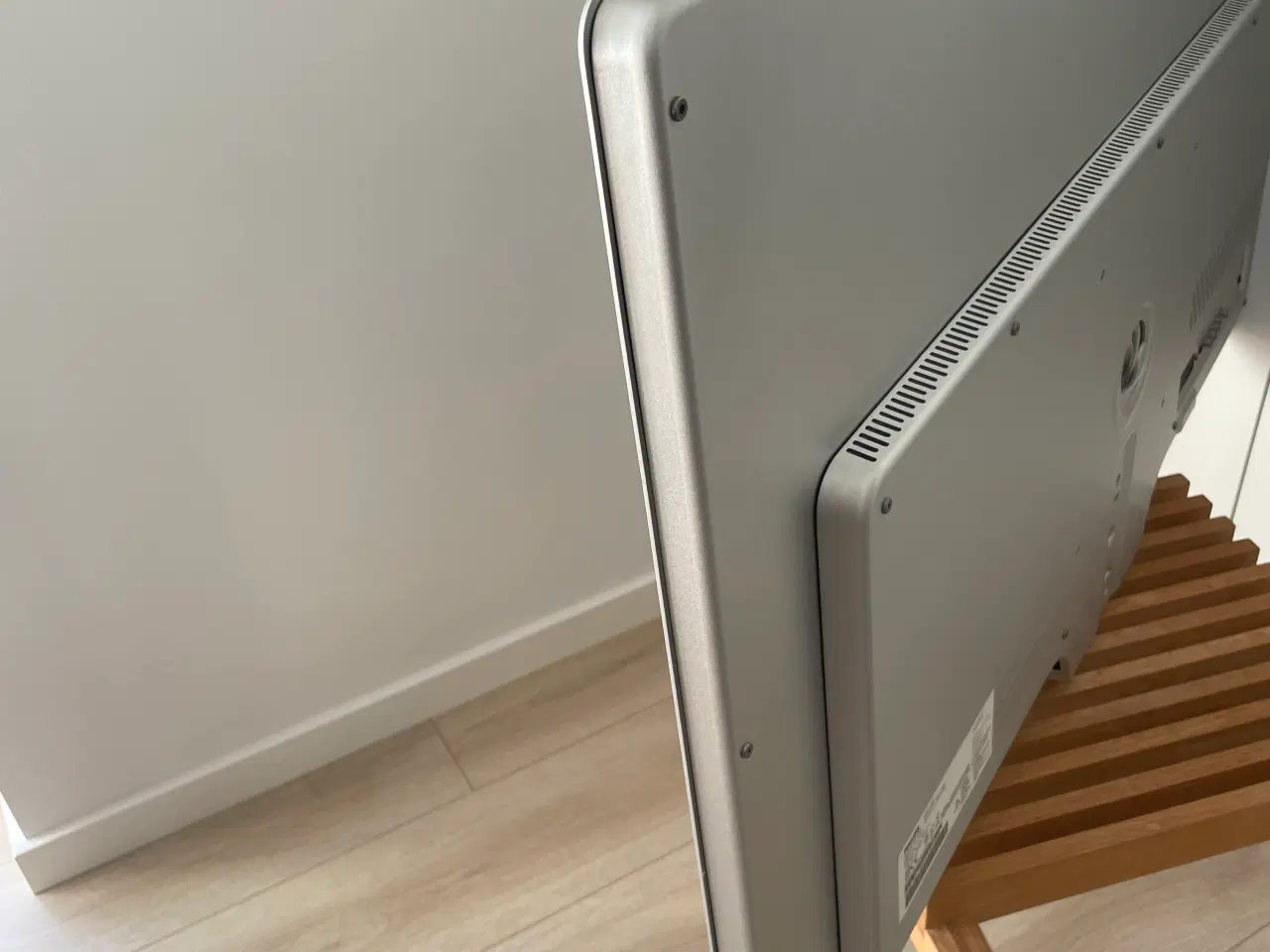 Billede 2 - Philips 42″ LED-TV, ambilight