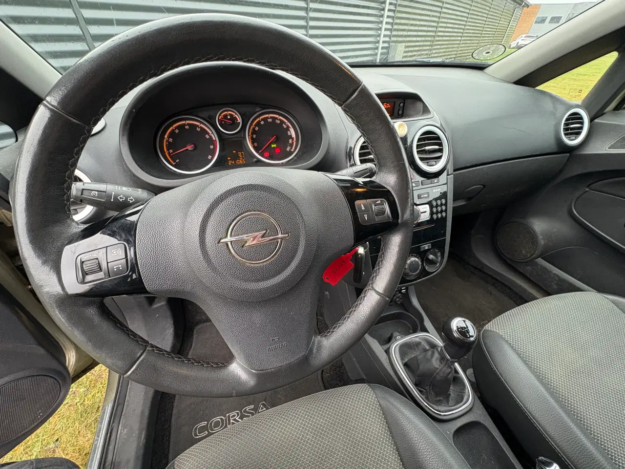 Billede 10 - Opel Corsa 1,2 16V Cosmo - SKAL SYNES...