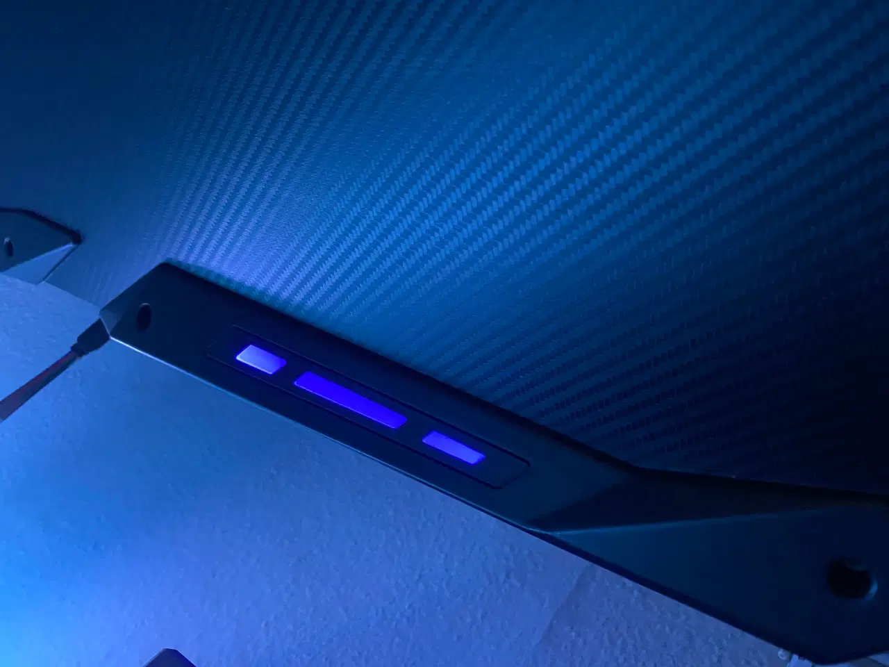 Billede 4 - Stilrent gamingbord perfekt til dit setup