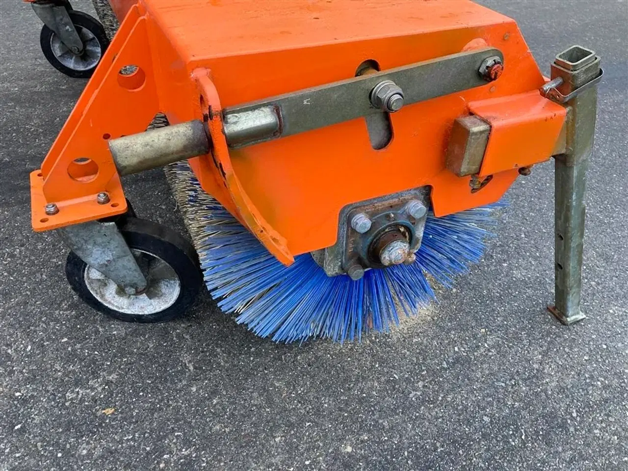 Billede 12 - Tuchel Plus 590 ophæng til minilæsser