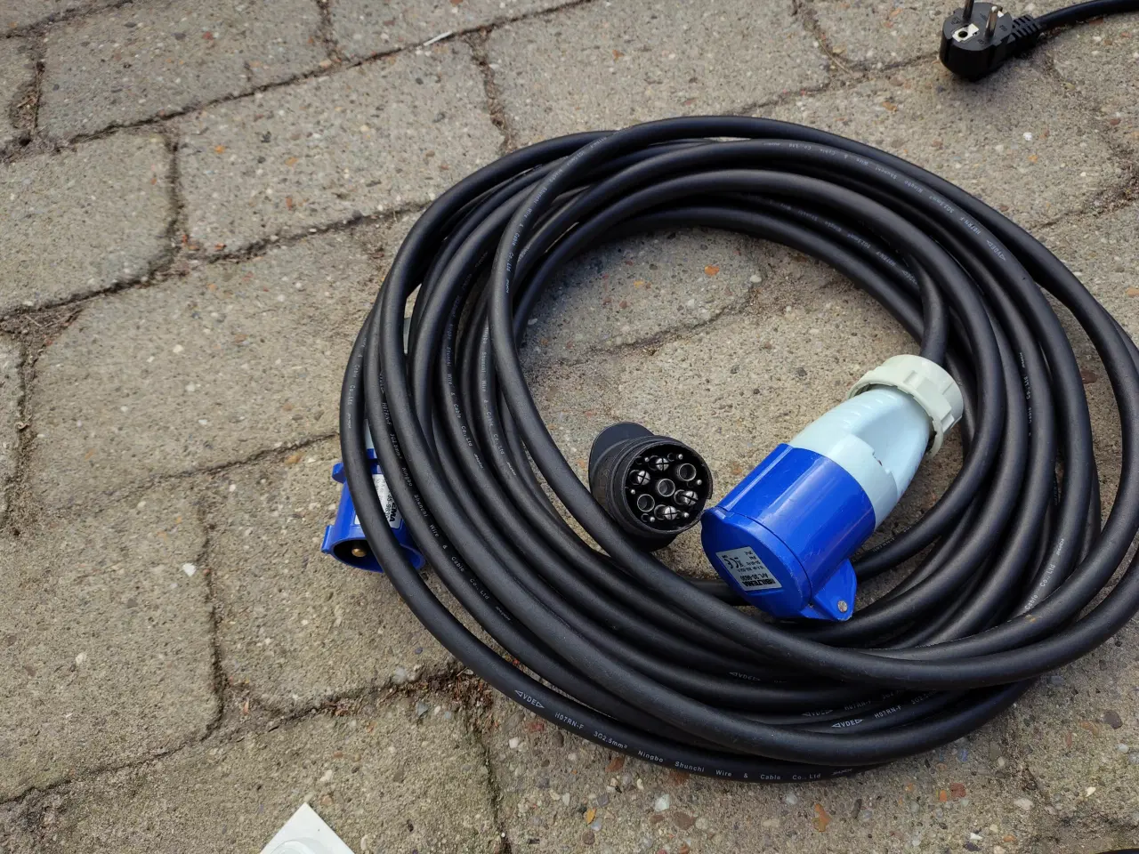 Billede 7 - Kabler mm.