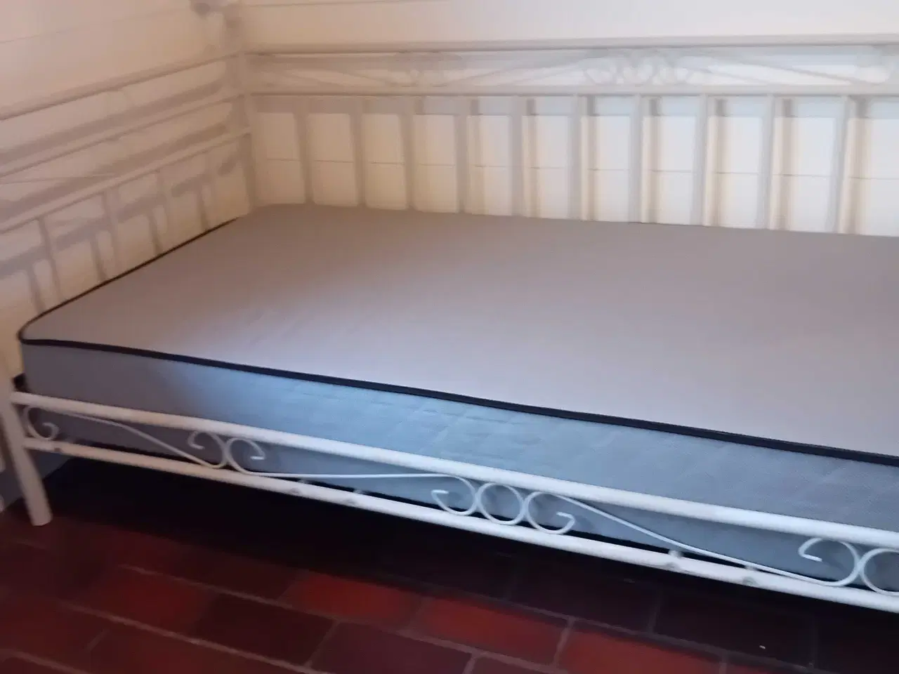Billede 1 - Seng metal 