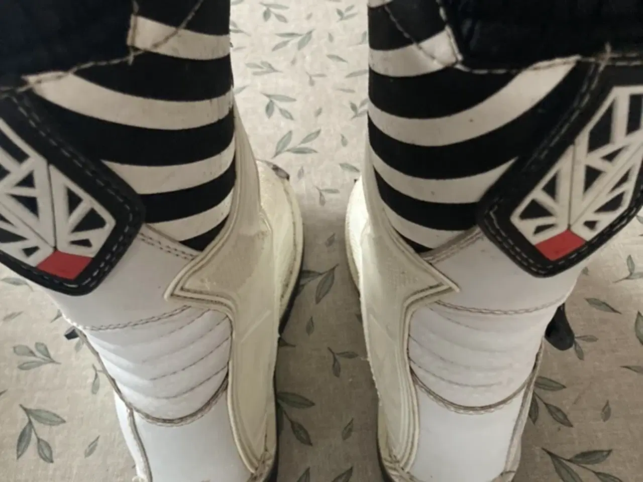 Billede 8 - Motocross sæt/ støvler. Barn 