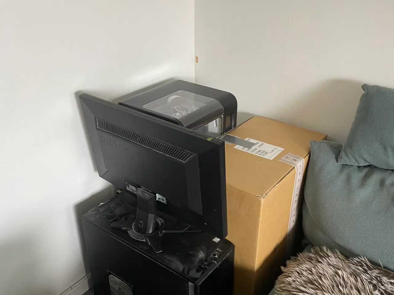 Billede 4 - HTC Vive 1 + Gamer PC + 120hz skærm + Gamer tastat