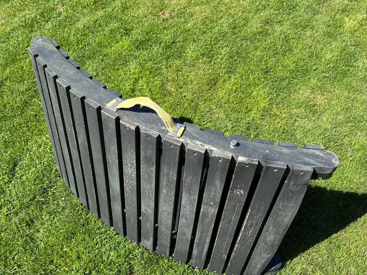 Billede 2 - Solseng i sort træ, kan klappes sammen 