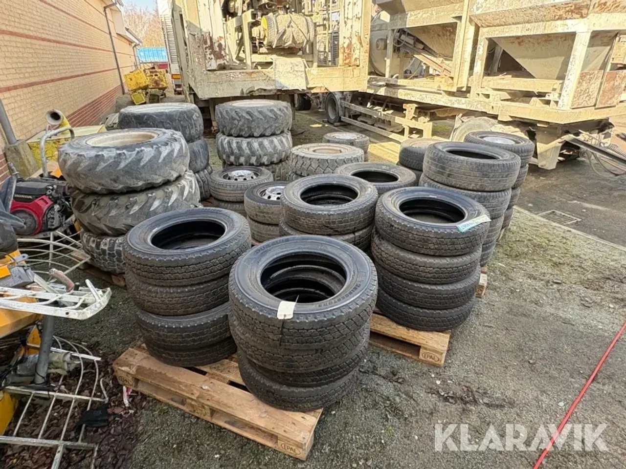 Billede 3 - Blandet dæk 49 styk.