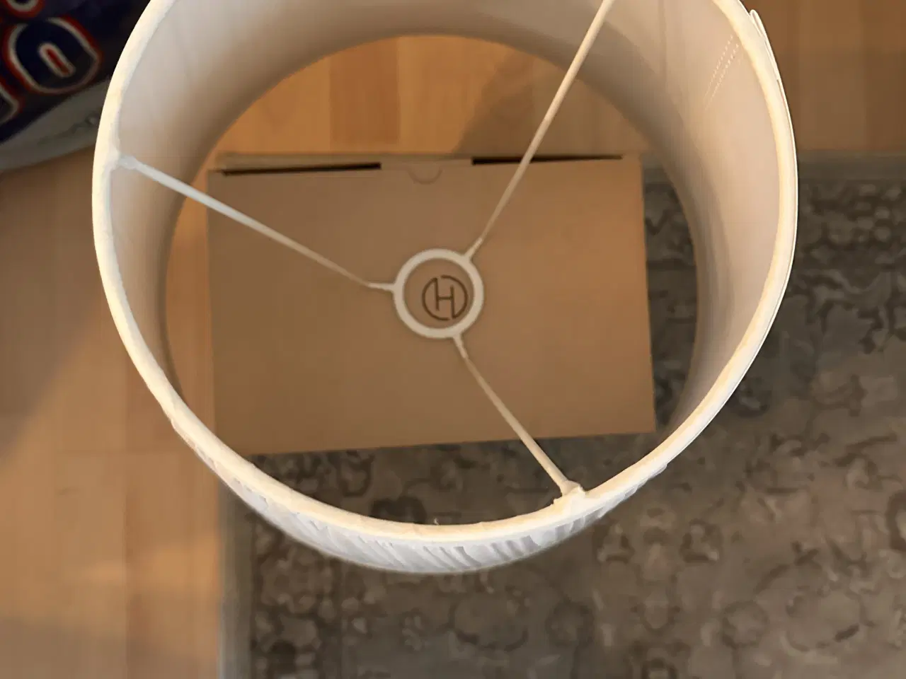 Billede 4 - 2 stk lampeskærme 