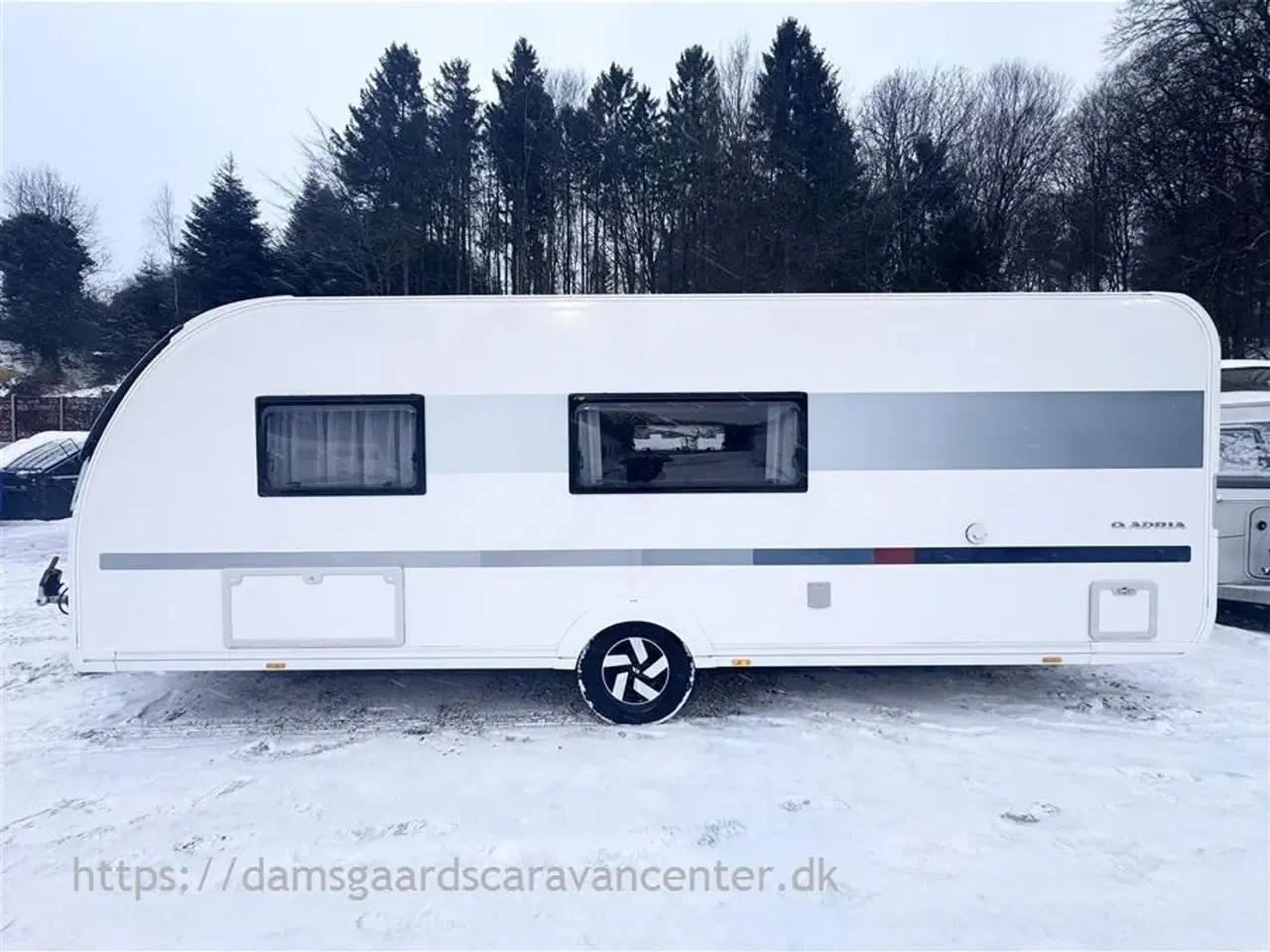 Billede 5 - 2022 - Adria Adora 613 PK Teen   Dobbeltseng-Køjer-Gulvtemp.-Aircon-Telt