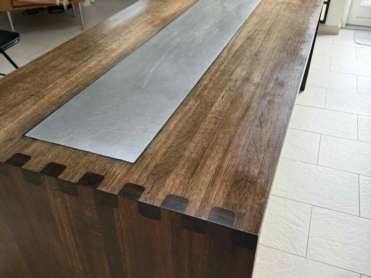 Billede 2 - Spisebord i røget eg