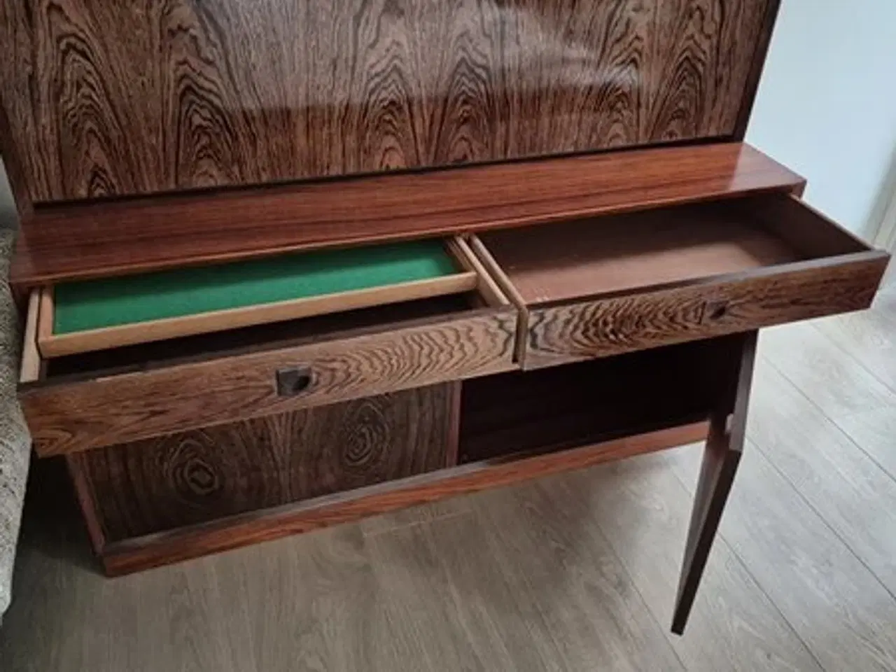 Billede 5 - Palisander reol/skænk  -