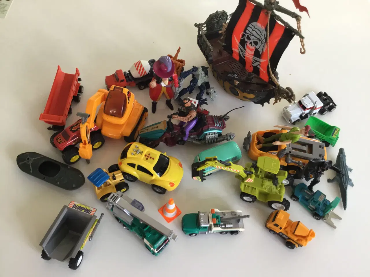 Billede 1 - Drenge legetøj 