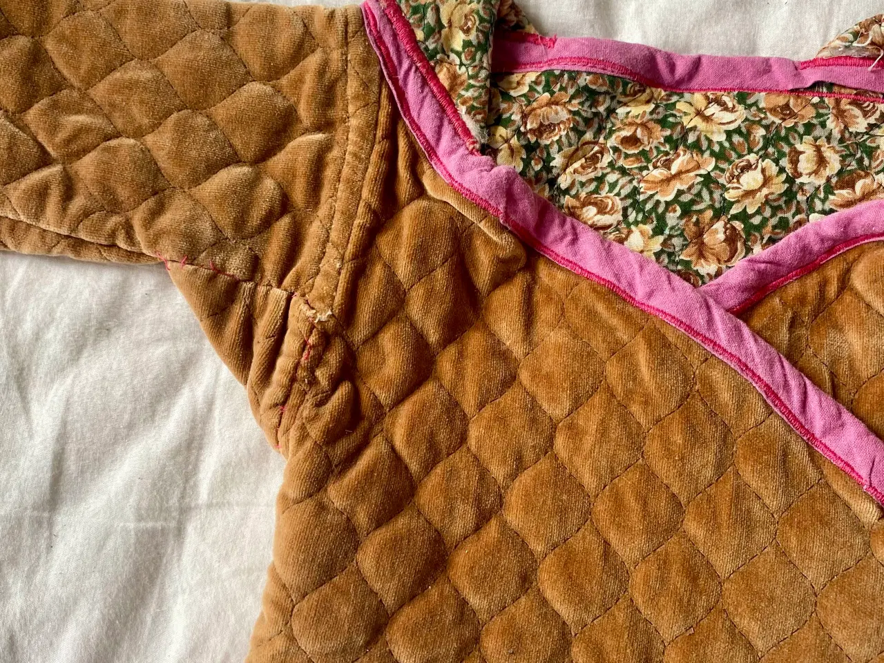 Billede 2 - Hjemmesyet jakke 56